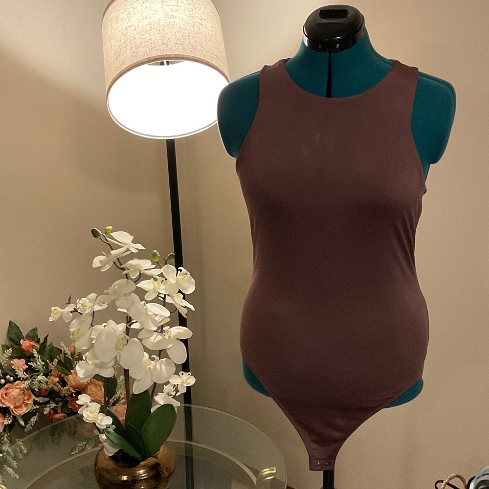 Express Sleeveless Bodysuit - Deep Purple
